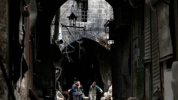 سازمان ملل: دولت سوریه و شورشیان در حلب مرتکب جنایات جنگی شده اند سازمان ملل: دولت سوریه و شورشیان در حلب مرتکب جنایات جنگی شده اند