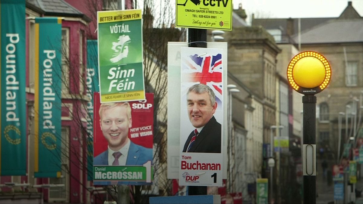 آيرلندا الشمالية تختار ممثليها في البرلمان الإقليمي في انتخابات تشريعية مبكرة