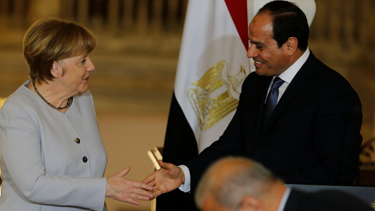 Merkel offers Egypt help in stemming migration to Europe