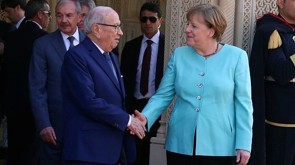 Συμφωνία Γερμανίας- Τυνησίας για τον επαναπατρισμός 1500 μεταναστών Συμφωνία Γερμανίας- Τυνησίας για τον επαναπατρισμός 1500 μεταναστών