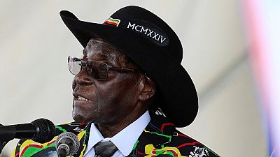 Zimbabwe : 2 journalistes arrêtés après un article sur la santé de Mugabe