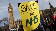 London: Großdemo für Erhalt des Gesundheitssystems NHS
