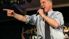 Image: Howard Dean's now infamous addresses to supporters 