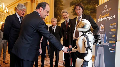 Robots could destroy society or reinvigorate it - we decide: View