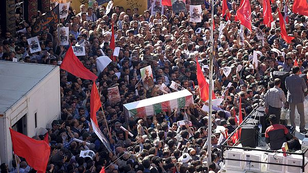 رئیس بنیاد شهید: ۲۱۰۰ شهید مدافع حرم داریم رئیس بنیاد شهید: ۲۱۰۰ شهید مدافع حرم داریم
