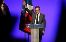Francia: Francois Fillon llama a la unidad, en medio de nuevas revelaciones