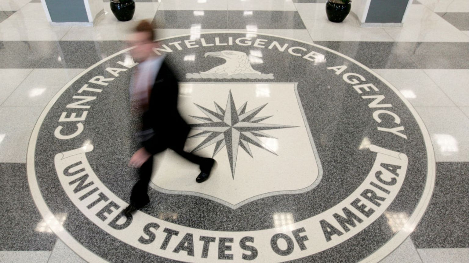"CIA, televizyonları gizli birer mikrofona dönüştürdü"