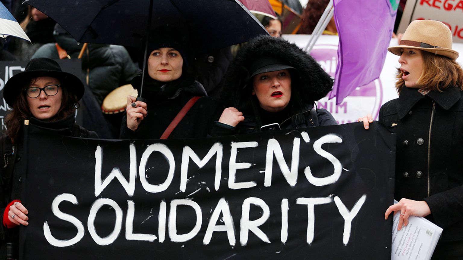 Nosotras paramos; las mujeres protagonizan su 8-M más reivindicativo