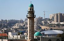 Israele: parlamento a favore di una legge per limitare le chiamate alla preghiera islamica