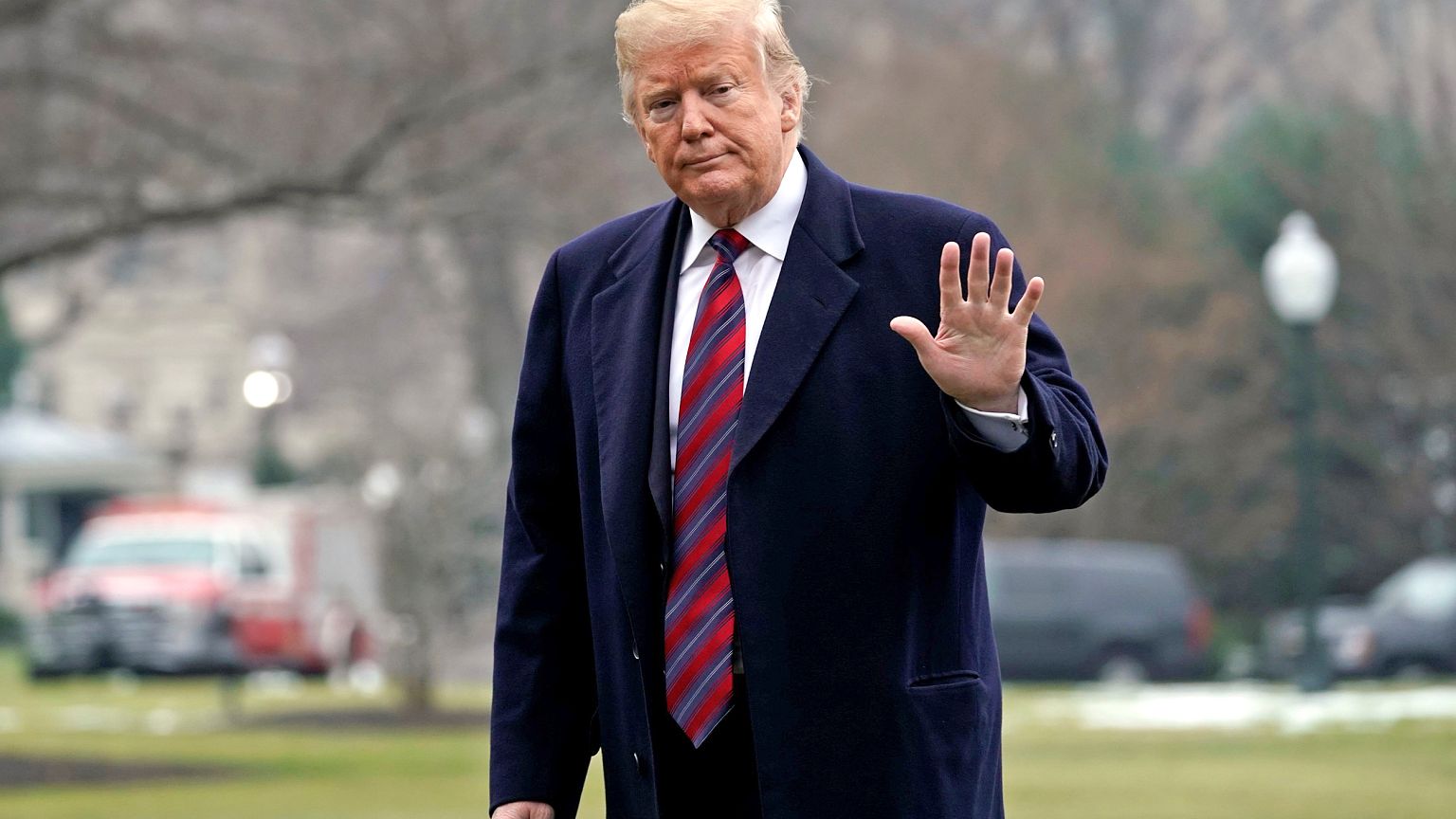 Image: President Donald Trump returns from Dover