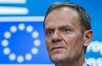 Tusk reeleito presidente do Conselho Europeu, com voto contra da Polónia