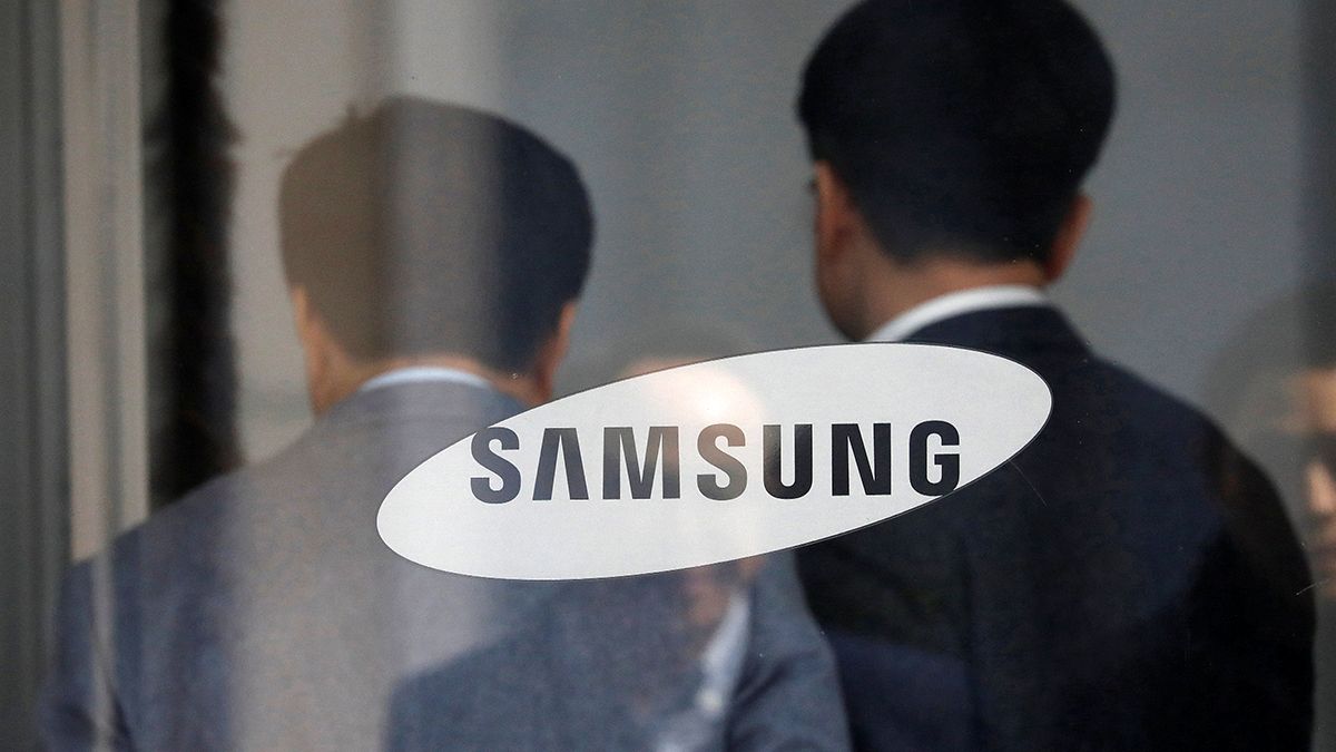 Скандал в Южной Корее: руководитель Samsung отверг обвинения