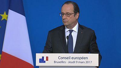 Hollande won't tell Euronews who he will vote for in French election