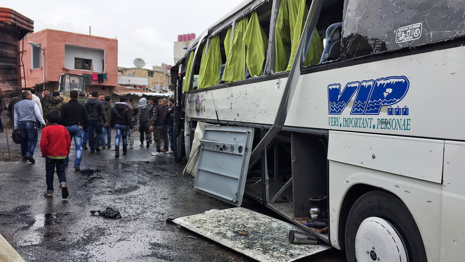 Siria: attacco contro pellegrini sciiti nella Città Vecchia di Damasco, almeno 44 morti