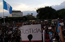 Guatemaltecos exigem renúncia de presidente Jimmy Morales