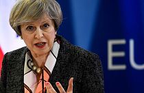 Theresa May, Brexit sürecinin Mart ayı sonunda başlayacağını açıkladı