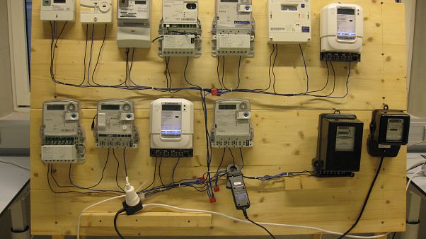 Some smart electricity meters 'give readings nearly 600 percent too high' Some smart electricity meters 'give readings nearly 600 percent too high'