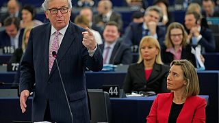 Juncker: "scandalizzato" dalle parole della Turchia