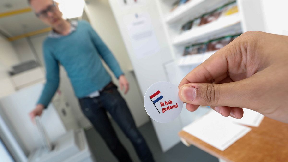 Eleições holandesas com participação elevada nas urnas