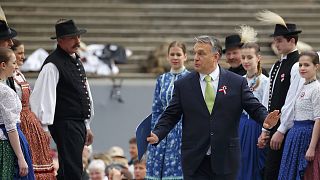 Viktor Orban célèbre la fête nationale hongroise sous les sifflets de ses opposants