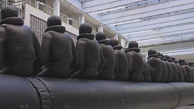 Menekülthajó: Ai Weiwei drámai munkája Prágában