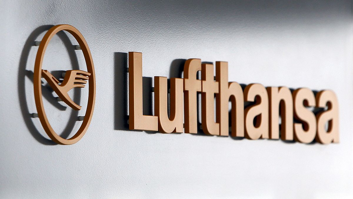 Lufthansa: utili in aumento nel 2016 e accordo raggiunto con i piloti