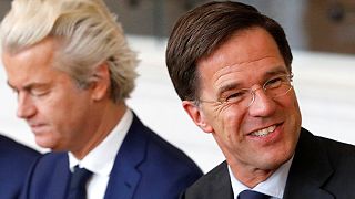 Mark Rutte ganha eleições holandesas com a extrema-direita de Geert Wilders em segundo