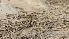 Peru: Frau entkommt knapp einer Schlammlawine