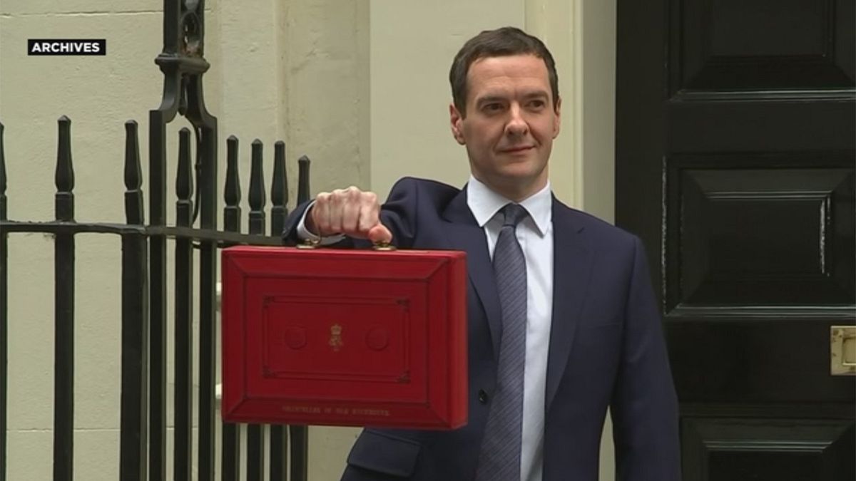 El polémico nombramiento del exministro británico Osborne como director de un diario