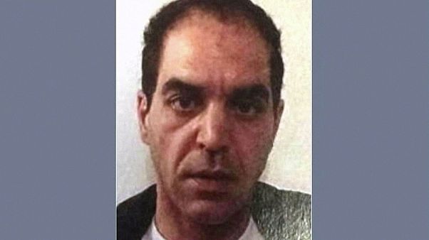 Attaque d'Orly : le témoignage du père de l'agresseur Attaque d'Orly : le témoignage du père de l'agresseur