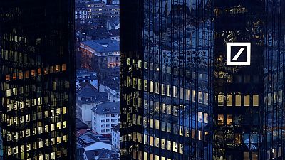 Deutsche Bank: share sale details cause price slump