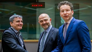 Eurogroup: Πρόοδος μεν, εκκρεμότητες δε στην αξιολόγηση