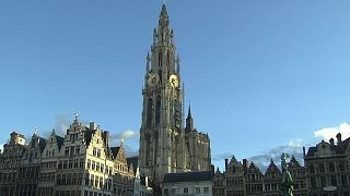 Driver arrested after speeding into pedestrianised street in Antwerp