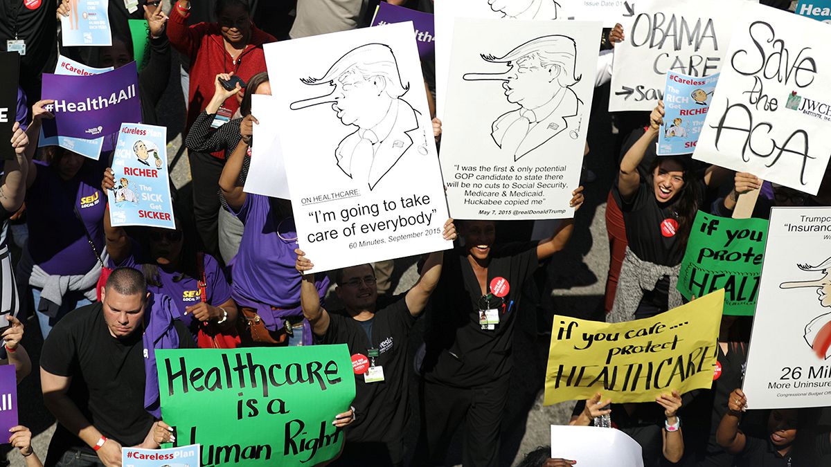 Trump nem tudott megegyezni a republikánusokkal, elhalasztották a szavazást az egészségbiztosításról