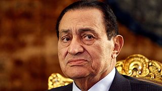 حسني مبارك الرئيس المصري الأسبق حر طليق
