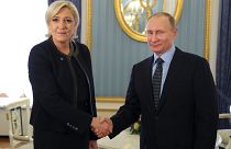 الرئيس بوتين يلتقي بمارين لوبان زعيمة الجبهة الوطنية و المرشحة للرئاسيات الفرنسية