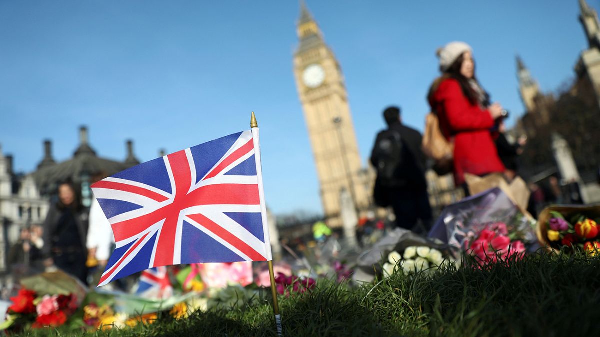 Regno Unito: 4 persone restano in carcere perché sospettate di essere coinvolte nell'attentato di Londra