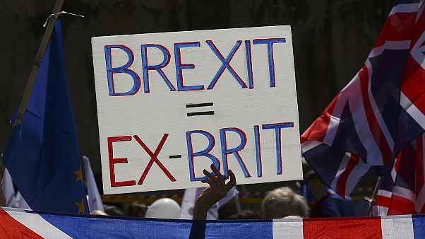 Londra'da onbinlerce kişi AB için yürüdü Londra'da onbinlerce kişi AB için yürüdü
