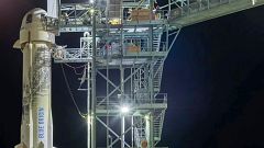 Image: Blue Origin's New Shepard rocket and capsule at a launchpad in Texas