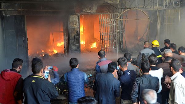 Un bazar de Mossoul-est visé par des tirs de mortiers Un bazar de Mossoul-est visé par des tirs de mortiers