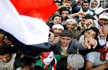 Szanaa: Drónfelvételek a százezres húszi tüntetésről