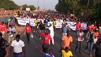 Des échauffourées éclatent en marge d'une manifestation anti-Zuma à Johannesburg [no comment]