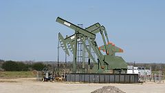 Teile der OPEC für längere Produktionsbremse - Ölpreis fällt trotzdem