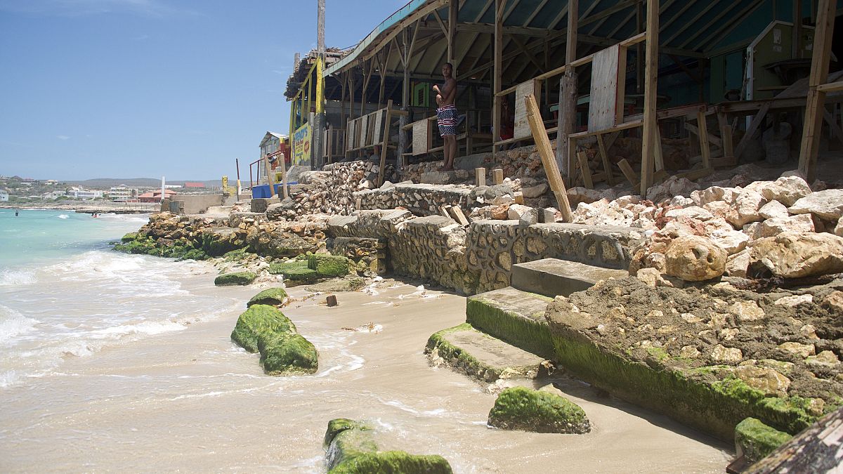 Warming seas and Jamaica's disappearing beach