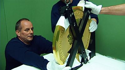 Berlin Bode Müzesi'ndeki 100 kiloluk saf altın sikke çalındı