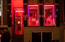 Amesterdão: novo modelo de negócio para a prostituição entra em vigor em maio