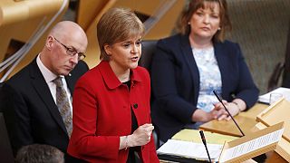 Scottish parliament backs bid for second independence referendum