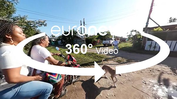 "Las invasiones": where displaced Colombians live "Las invasiones": where displaced Colombians live