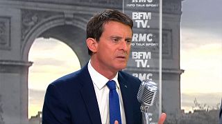 French Socialist and former PM Valls defects to Macron's centrist camp