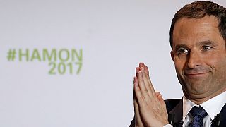 Socialist Benoit Hamon appeals to the left